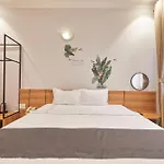 Khách Sạn Bin Bin 2 - Gần Him Lam Q.7